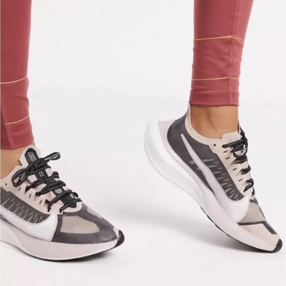 Nike Womens Size 12 Zoom Gravity Running Black Stone Mauve Pink BQ3203-006 New